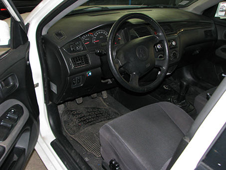 Mitsubishi Lanser 1.6 16v 98ps 2004